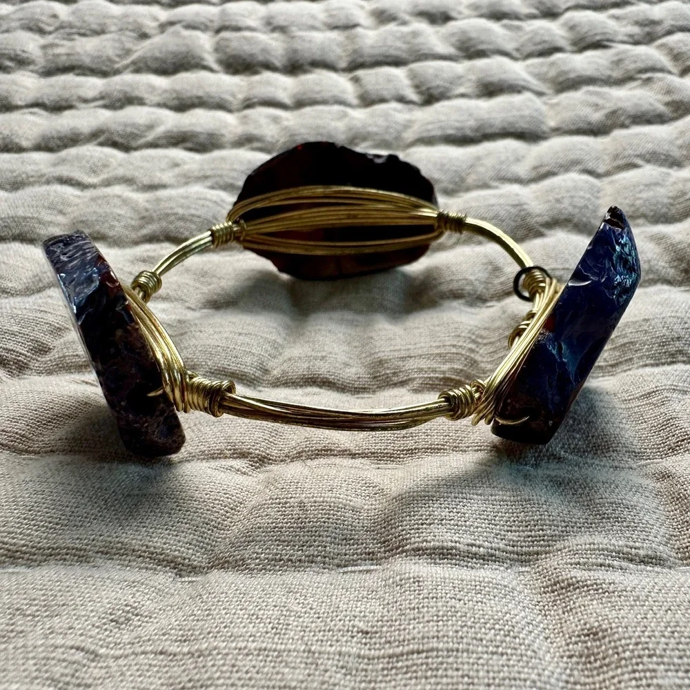 Bourbon and Boweties Gold Wire Wrapped Raw Agate Stone Bangle Bracelet Brown - Picture 2 of 9